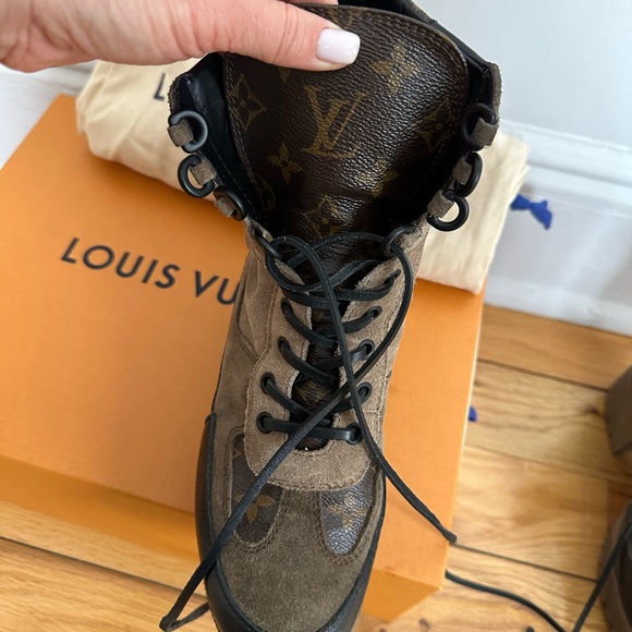 Laureate Platform Desert Boot ON SALE!! - Picture 8 of 9